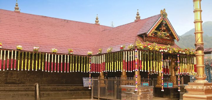 Sabarimala 2022 Mandala Kalam Dates 41 Days Vratham devotees at temple.