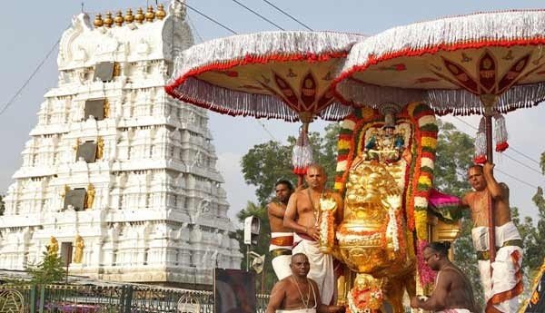 Srinivasa Mangapuram Vip Darshan at Sri Kalyana Venkateswara Temple.