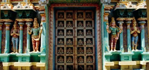 Vaikunta Ekadashi 2023 Date at temple entrance with devotees